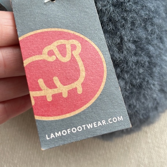 HEAVENLY LAMO SHEEPSKIN SLIPPERS - Picture 2 of 5